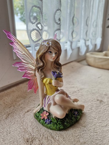 Elfenfigur sommer mit blume - -,