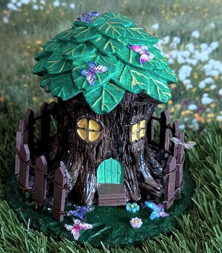 Elfenhaus butterfly - „butterfly“, |